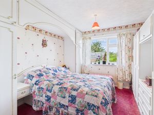 Bedroom- click for photo gallery